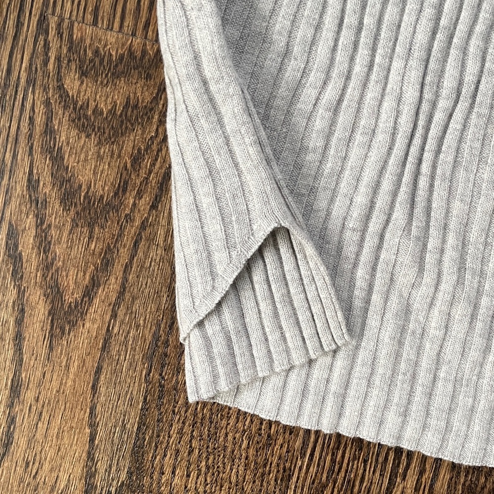 Babaton Wool blend Ribbed Knit Sweater - Picture 3 of 9